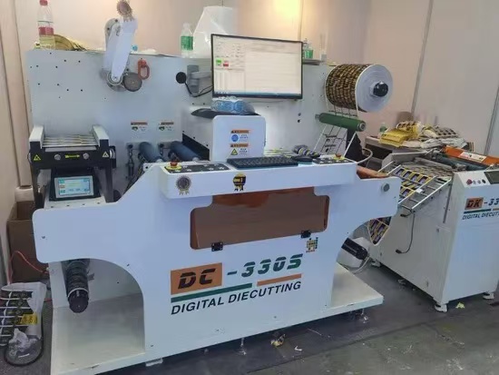 Digital Automatic High Precision Roll Label Die Cutting Machine - Image 3