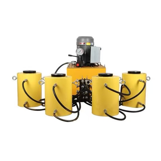 600 700ton Prestressed Vertical Hydraulic Double Acting Solid Lifting Pushing Jack