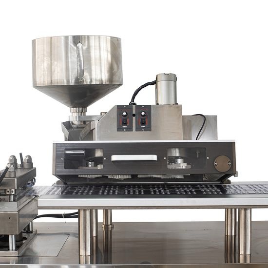 Tablet Pill Medicine Blister Packing Machine - Image 2