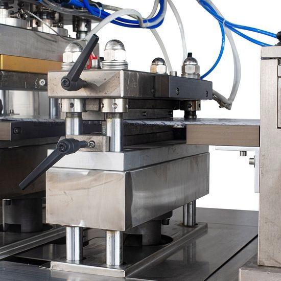 Tablet Pill Medicine Blister Packing Machine - Image 6