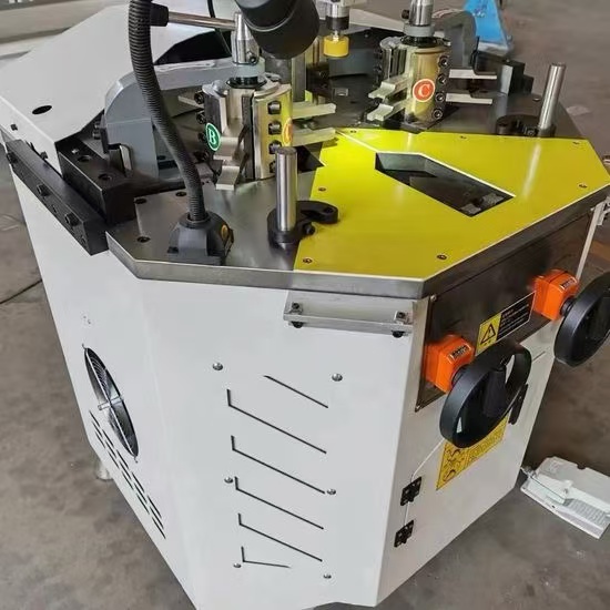 140mm Corner Crimping Machine Automatic Aluminium Window Door Making Machinery - Image 5