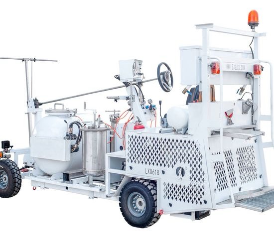 Hw-Driving Type Flat Line Cold Plastic-Spotline Painting Two-Component Road Marking Vehicles Machine